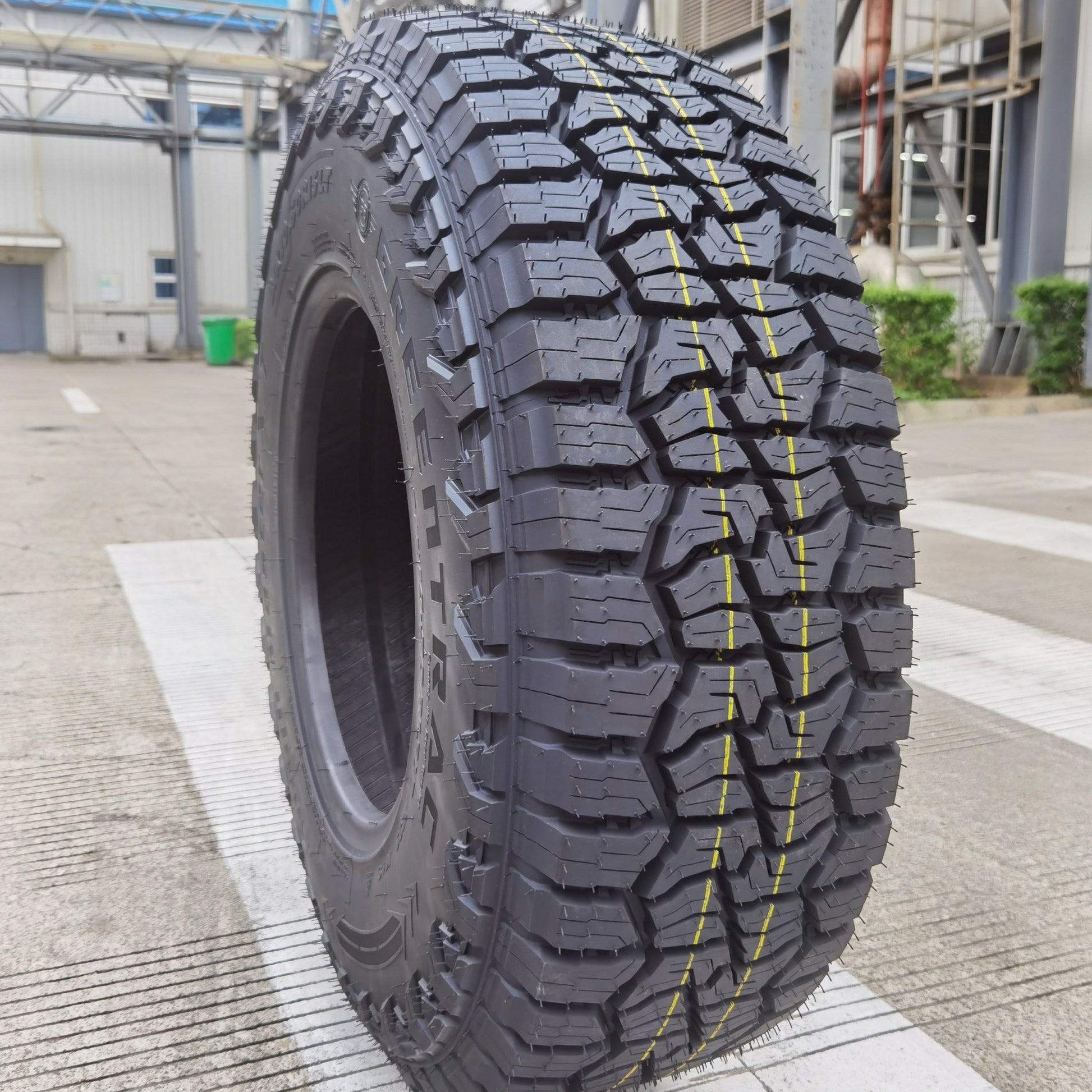 P 265/70R16  Rough Master XT 112 T - KORS TIRE