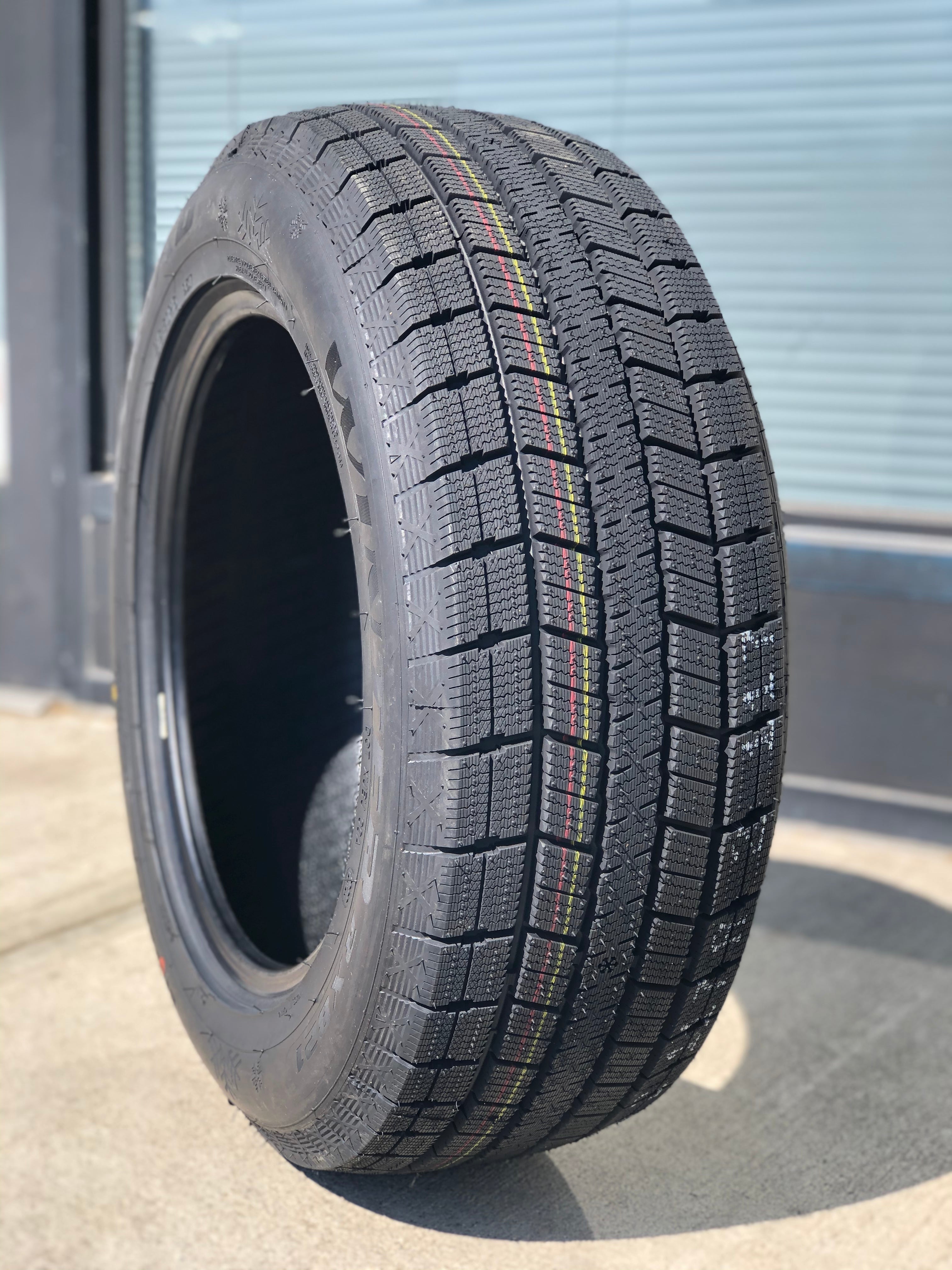 日本最大のブランド 215/50 R Civic 17 SOLAR Fits: 4 All XS+BW 95