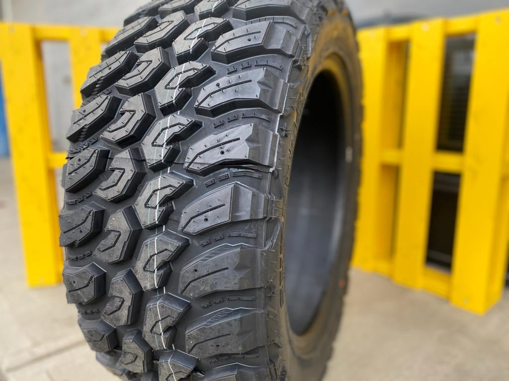 LT 285/55R20 MT2 10/E 122/119 Q