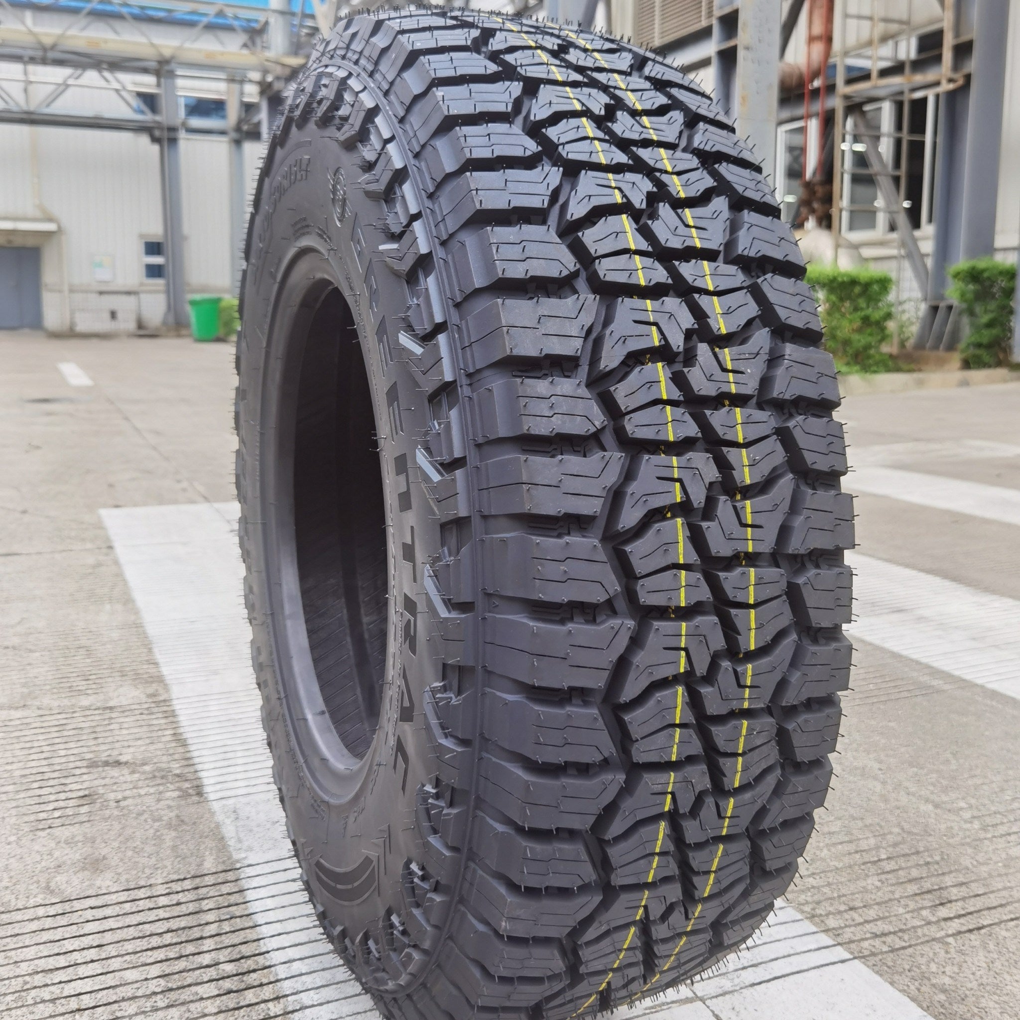 LT 285/75R16 ROUGH MASTER XT 10/E 126/123 Q